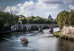 Roma en Barco