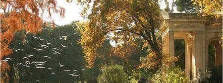 Lago de Villa borghese en otoño