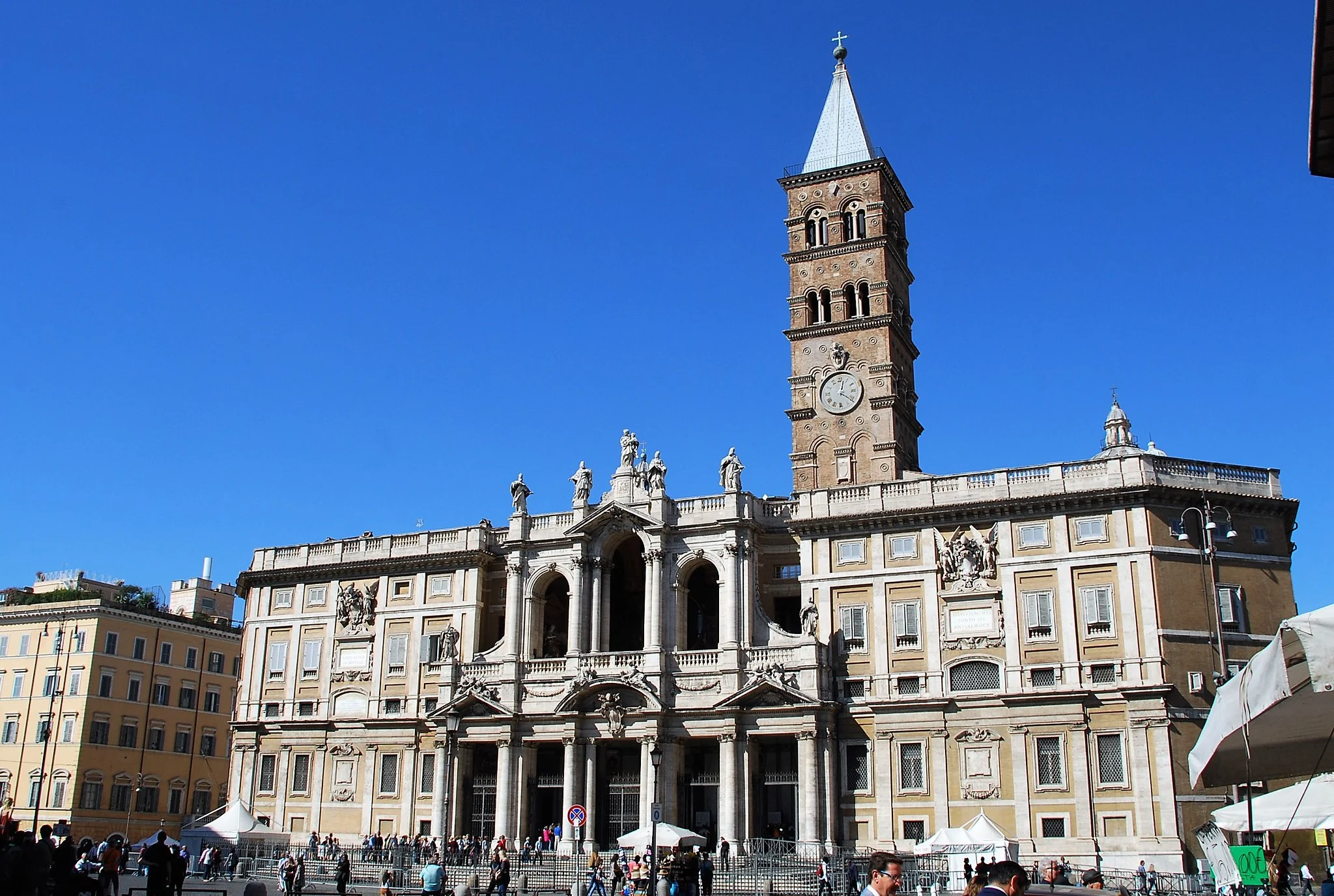 Fachada Basílica de Santa Maria Mayor