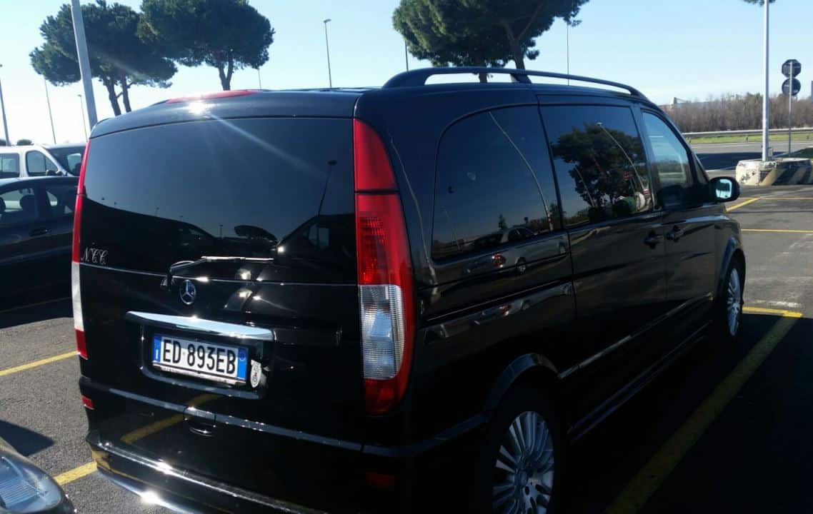 Transfer en Roma para 8 personas