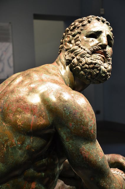 Estatua del boxeador en Palazzo Massimo alle Terme, Roma con tu Guía En Roma