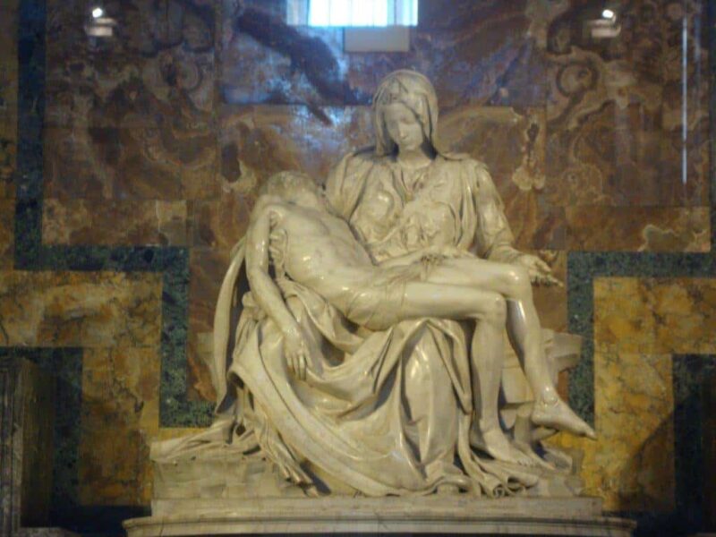 La Piedad de Miguel Angel en la basílica de San Pedro