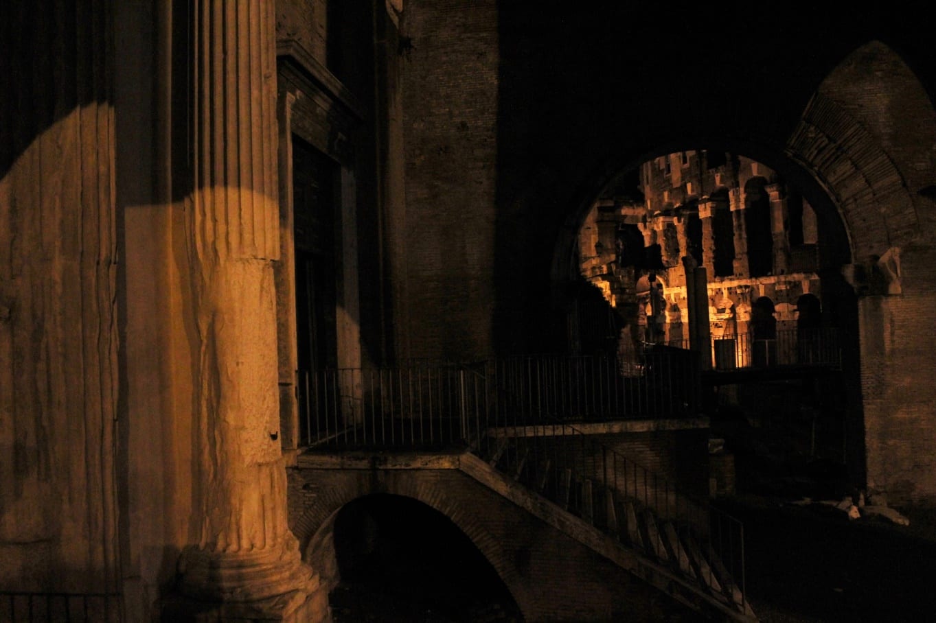 barrio judio ghetto de roma noche