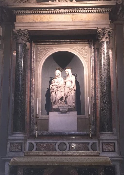 escultura ana maria jesus iglesia de monserrat