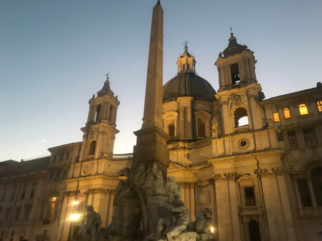 plaza navona atardecer