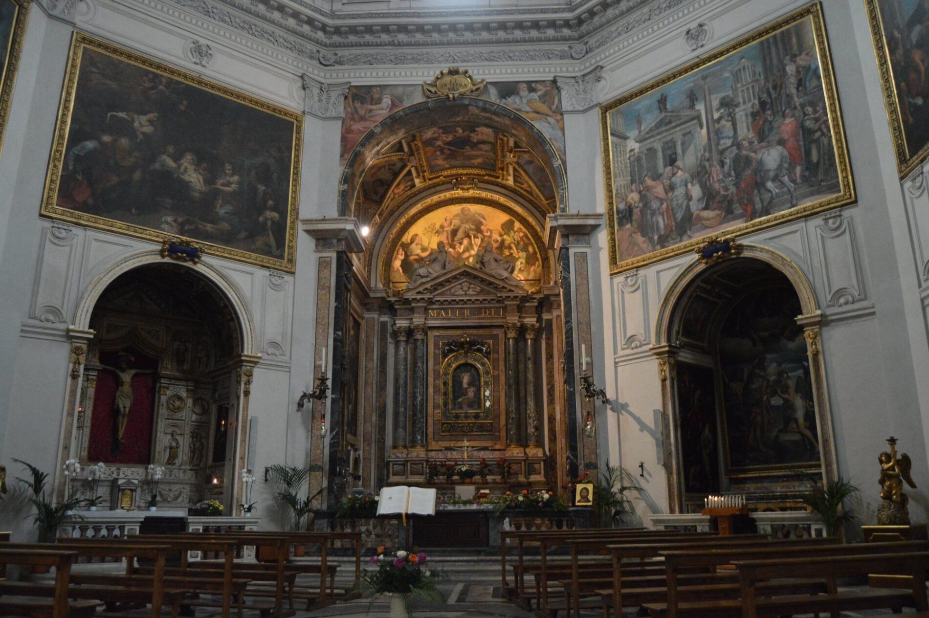 santa maria pace altar