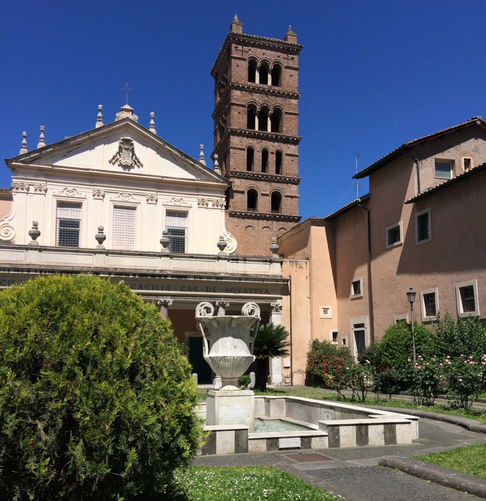 basilica santa cecilia roma atrio