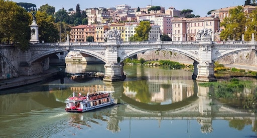 roma en barco