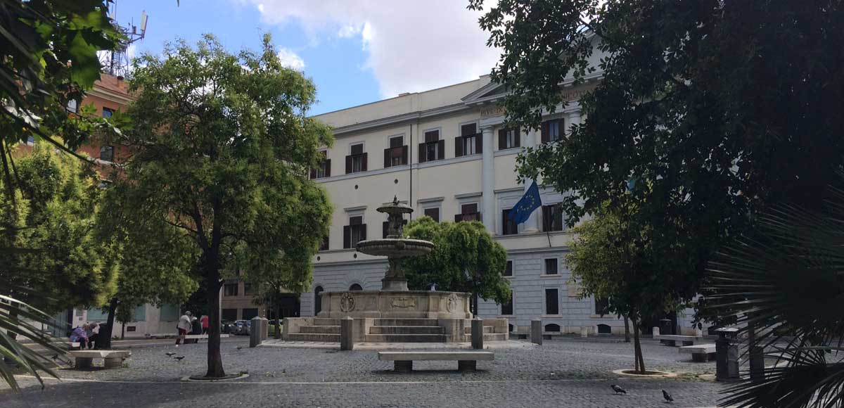 plaza mastai trastevere