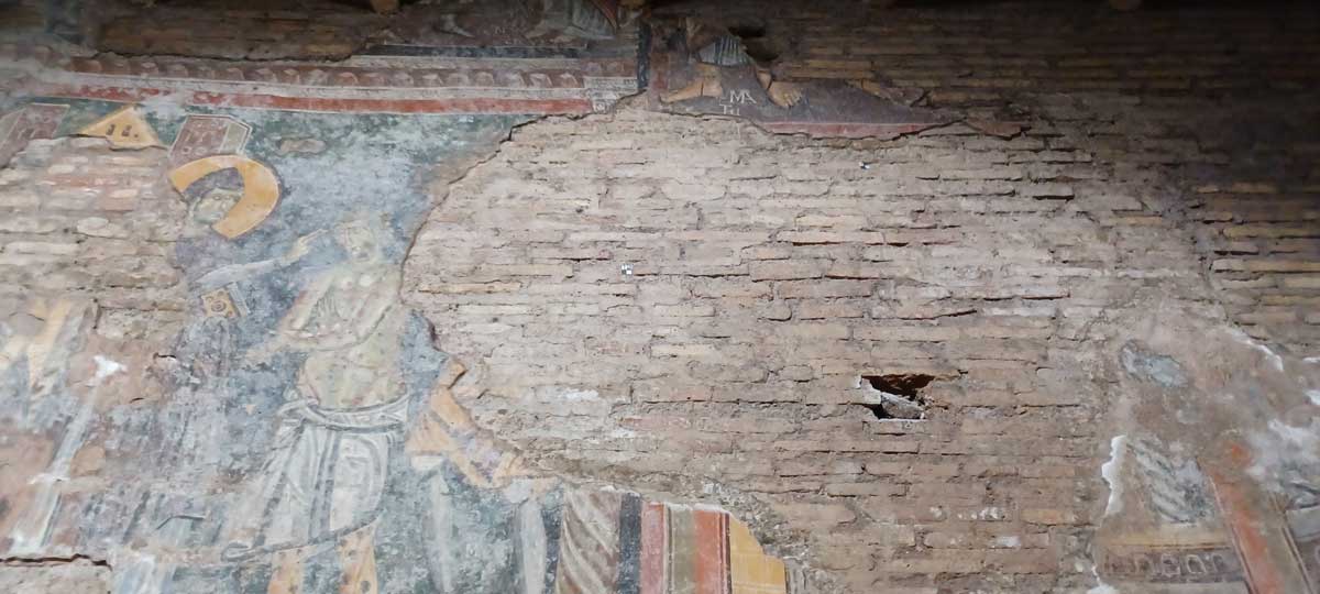 frescos subterraneos san crisogono