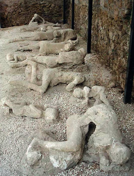 vaciado figuras humanas Pompeya