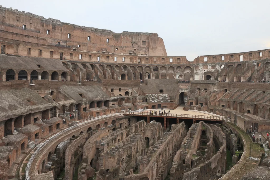 Arena del Coliseo desde el primer anillo