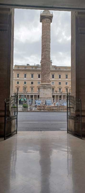 plaza colonna galeria