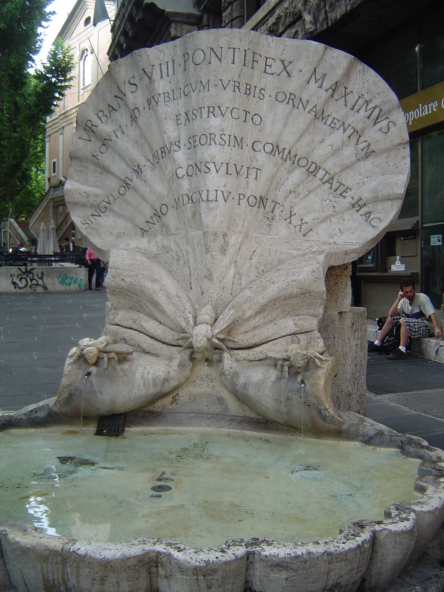 fuente concha piazza barberini