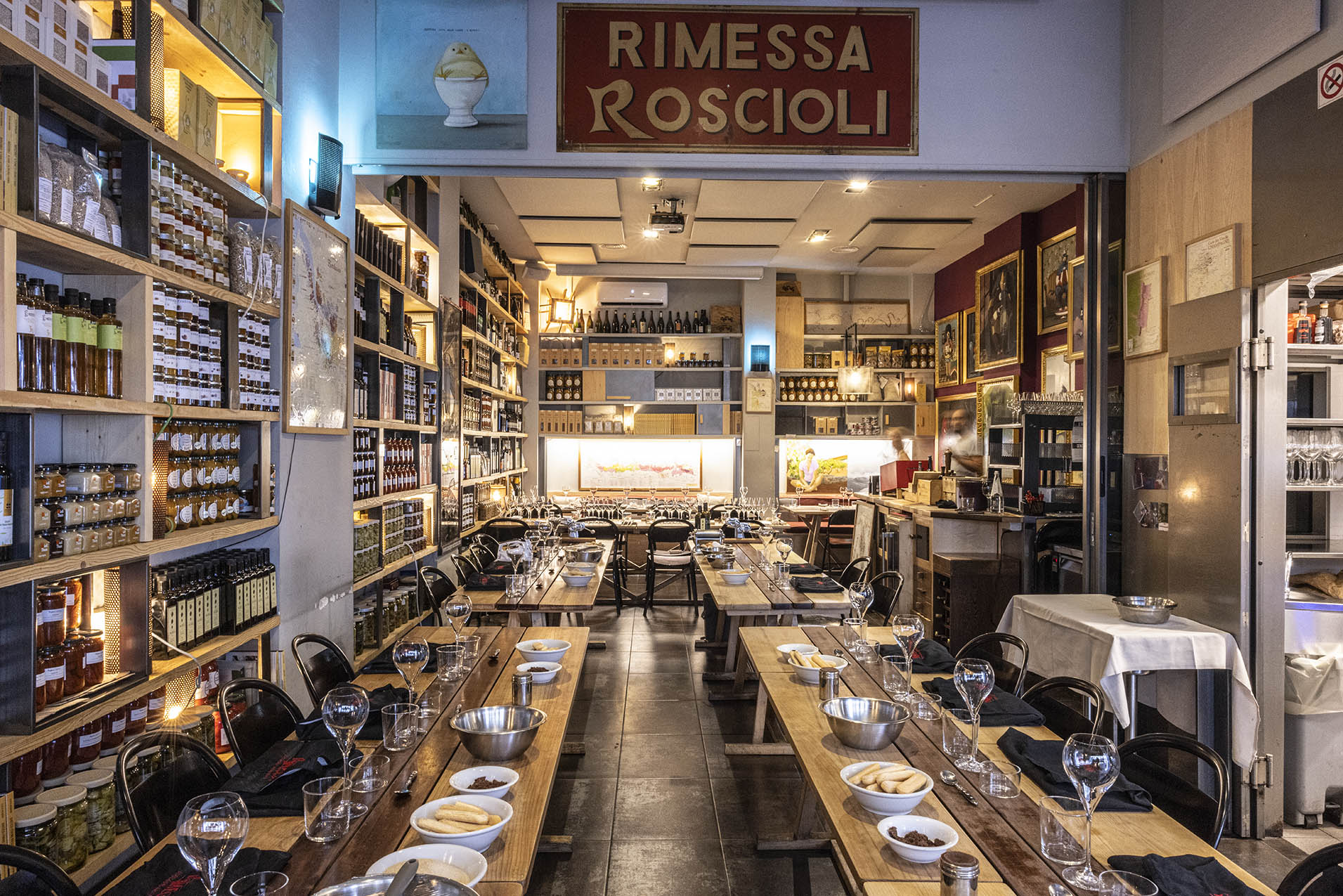 Reswtaurant Distric Rome Tasting Dinner in the Heart of Rome - EnRoma.com