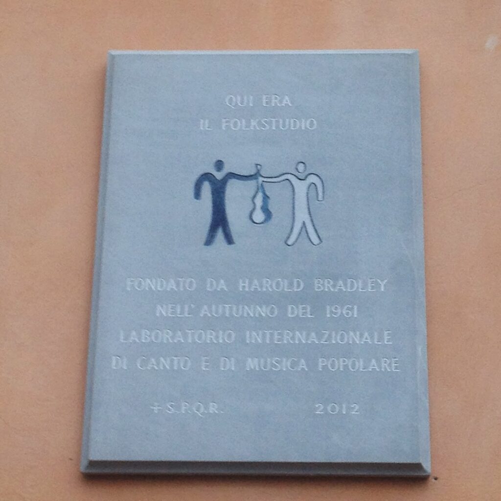 folkstudio via garibaldi lapida