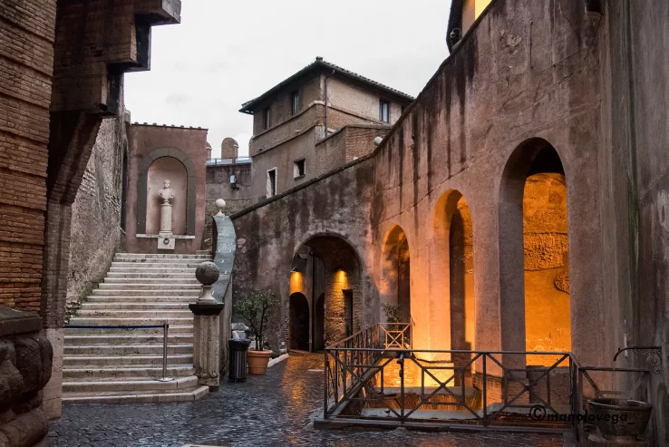 Interior Castillo Sant'Angelo