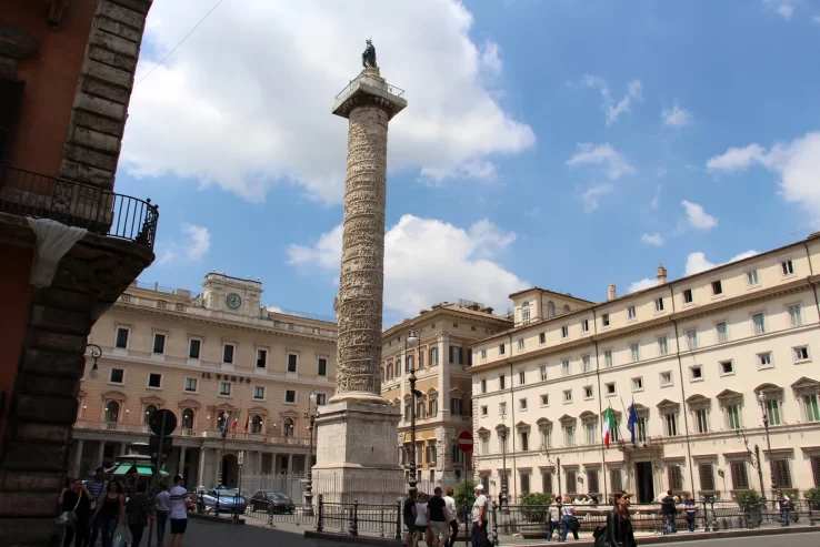 Plazas de Roma - Plaza Colonna