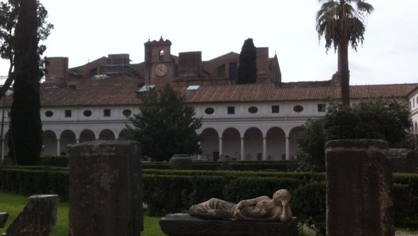 patio santa maria angeles termas diocleciano