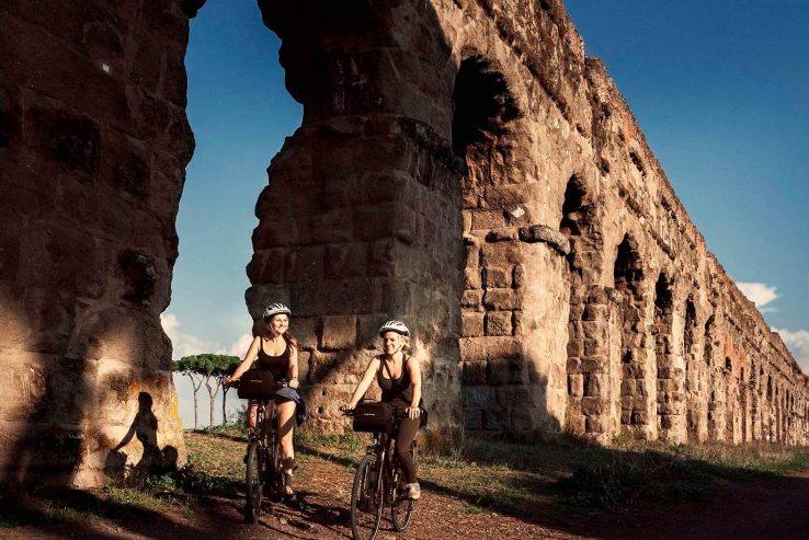 tour bicicleta apia antigua